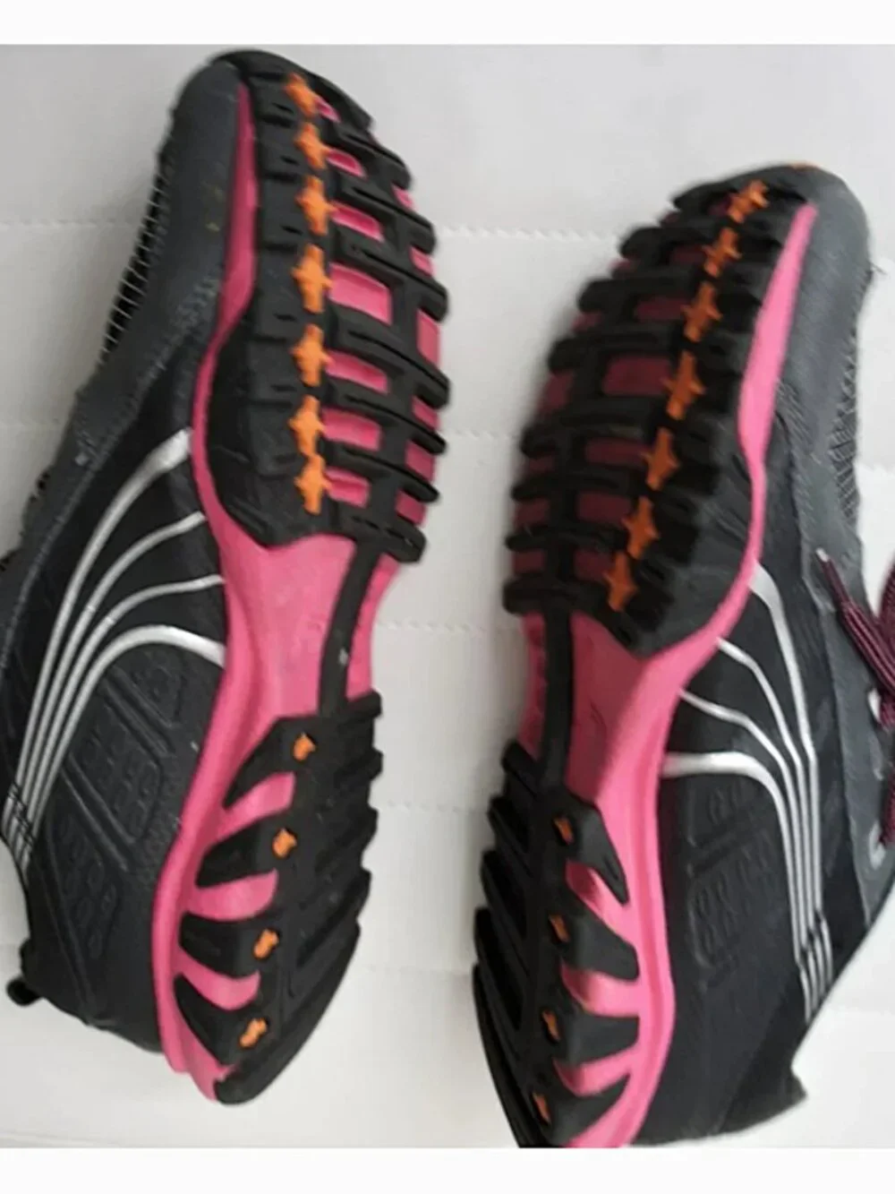 Puma Cell Black Pink Running Shoes size 8